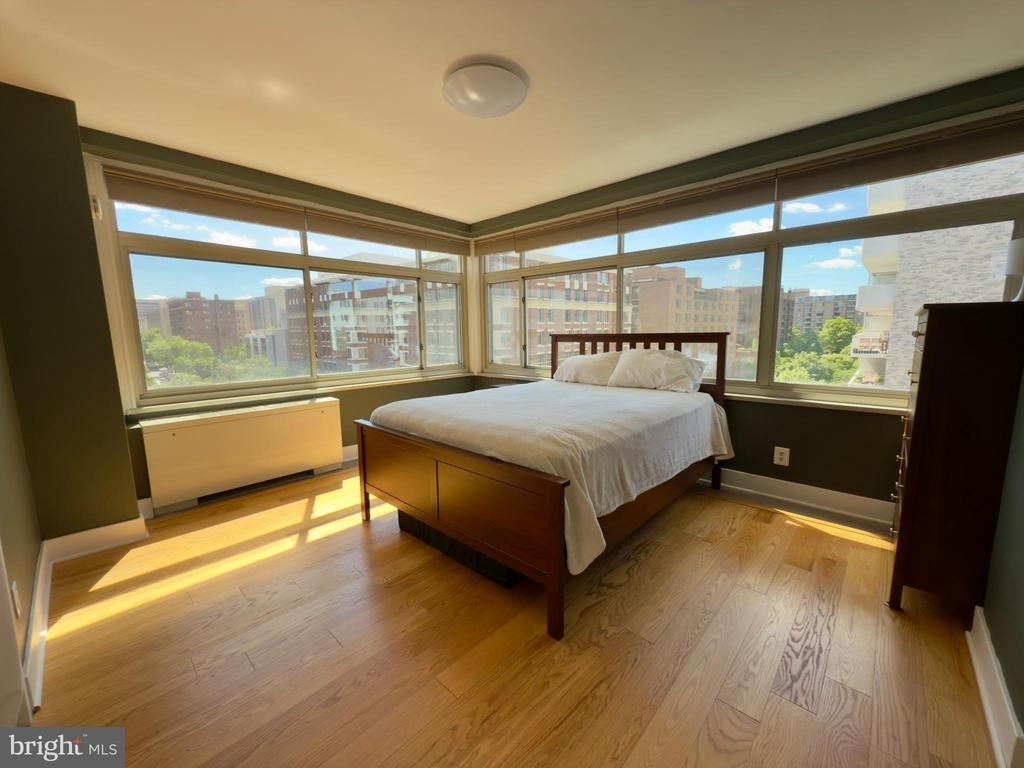 2401 H Street Nw - Photo 3