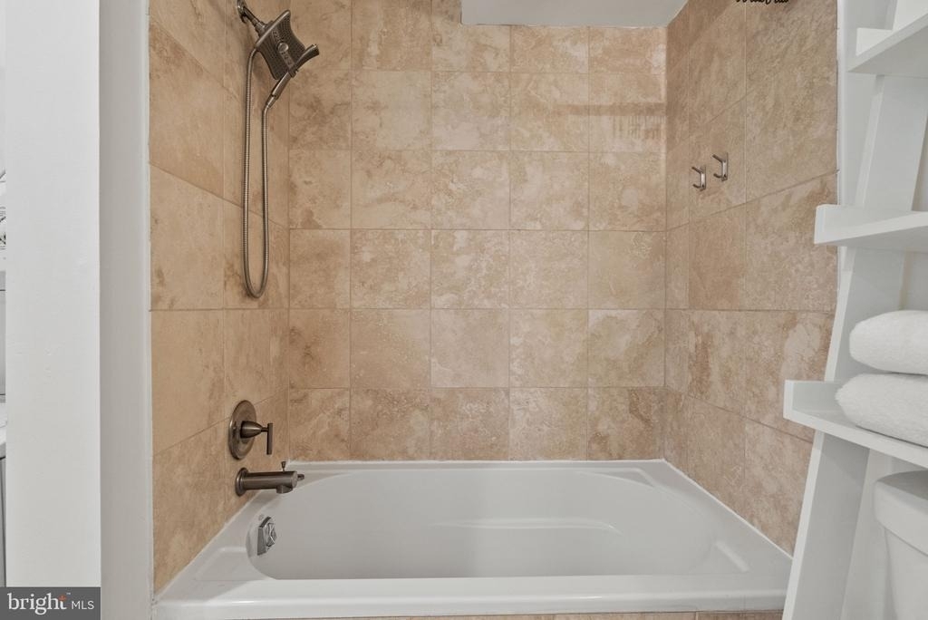 1524 Independence Avenue Se - Photo 20