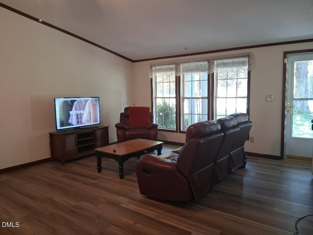 20 Rus Drive - Photo 5
