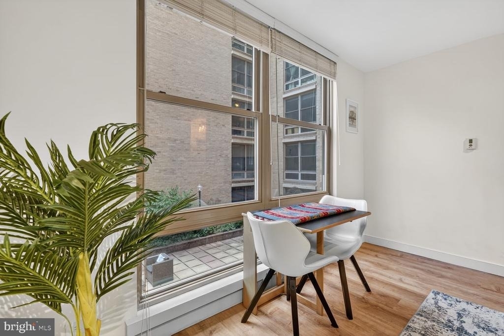 1260 21st Street Nw - Photo 4