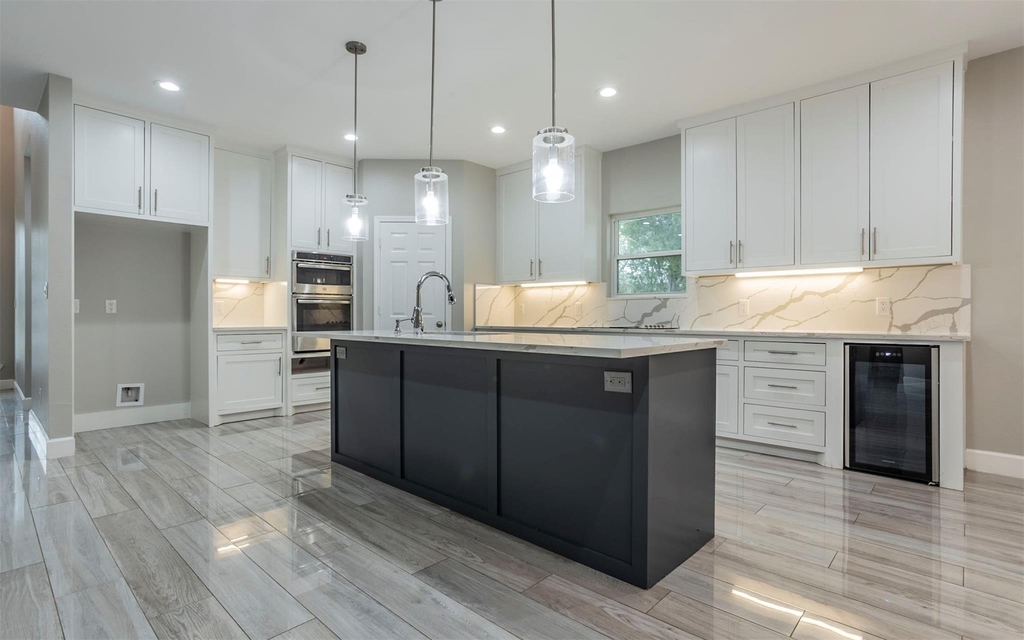 2718 Leslie Ln - Photo 4
