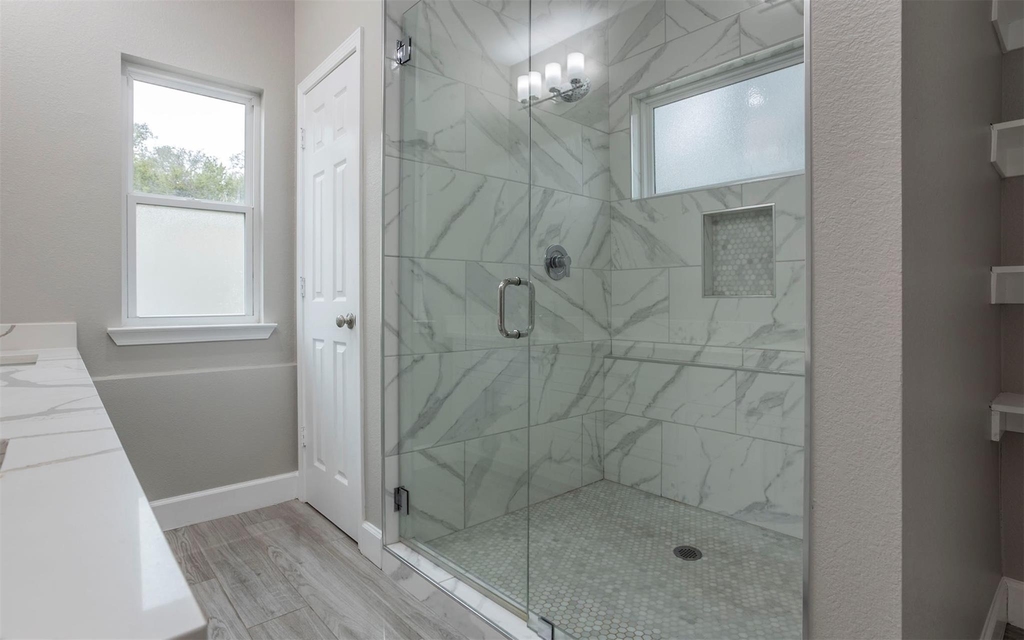 2718 Leslie Ln - Photo 17