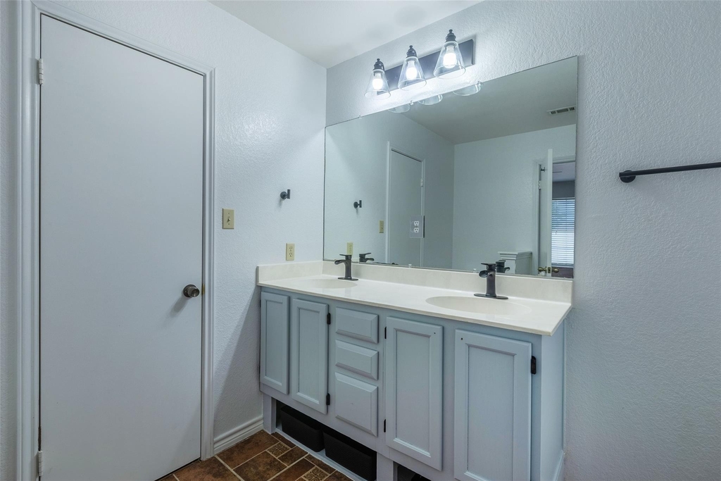 8506 Bisbee Ct - Photo 14