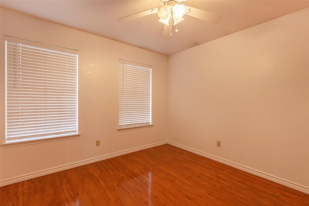 8506 Bisbee Ct - Photo 10