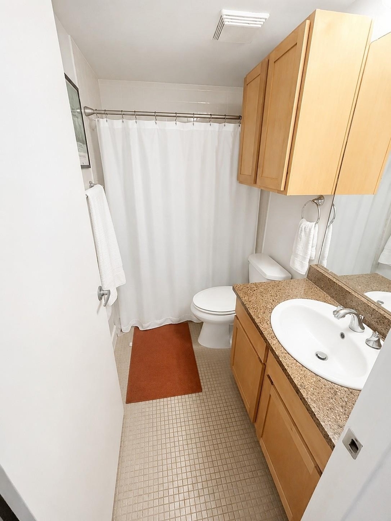 2931 E 12th St - Photo 7