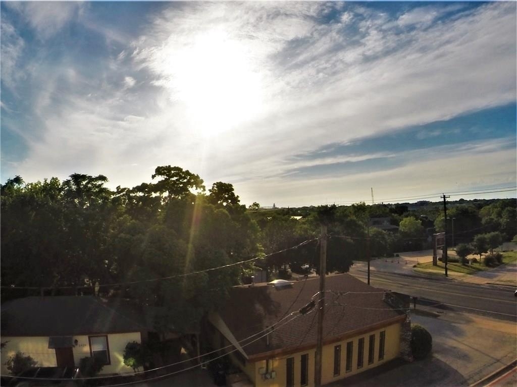 2931 E 12th St - Photo 8