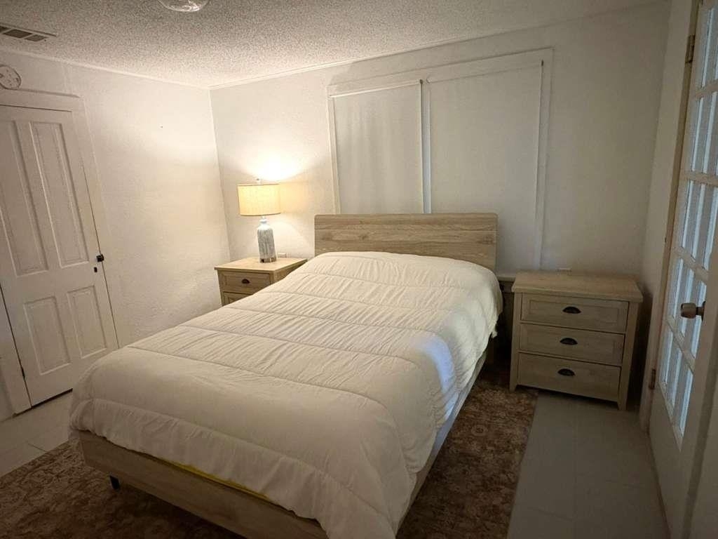 1101 Holly St - Photo 11