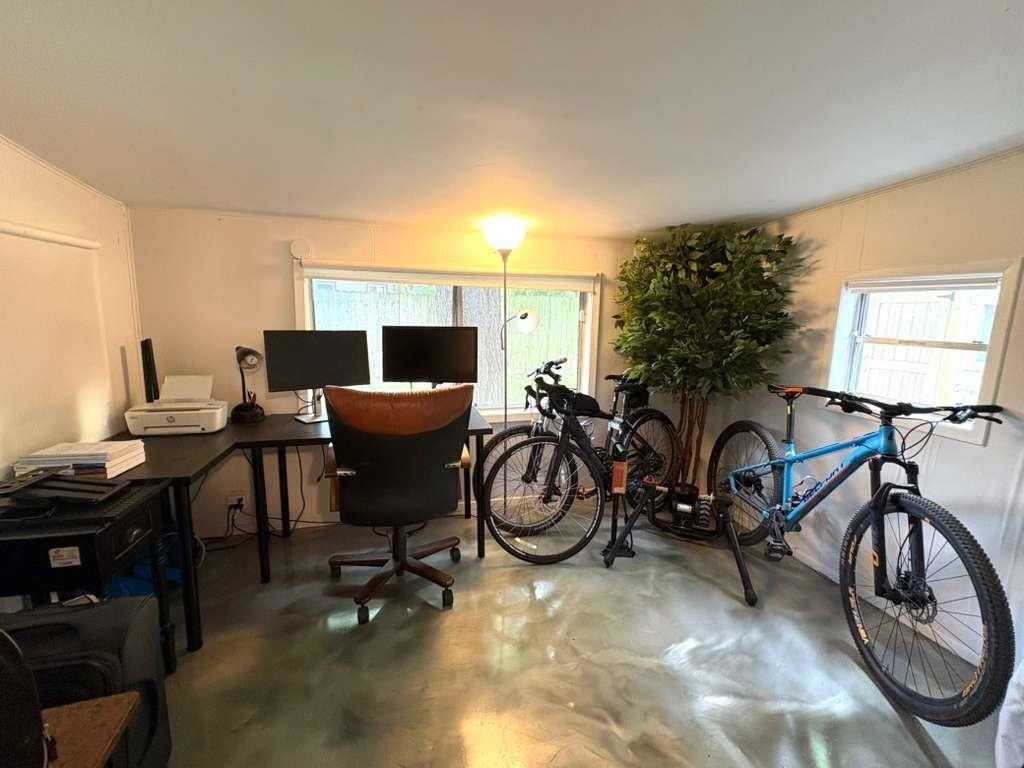 1101 Holly St - Photo 13
