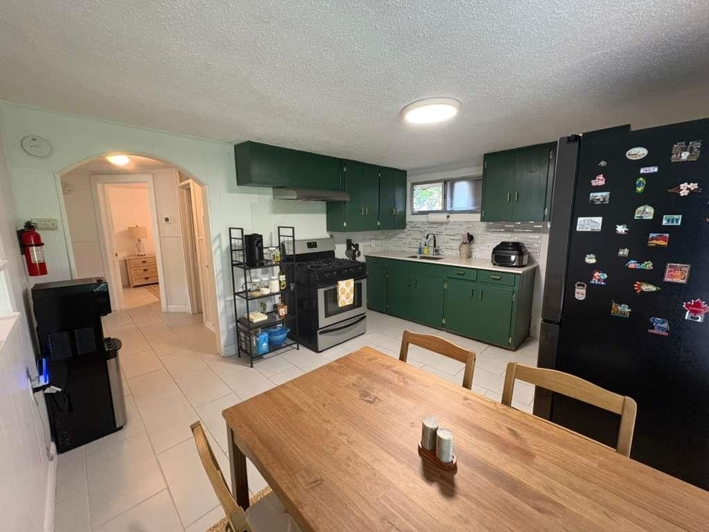 1101 Holly St - Photo 5