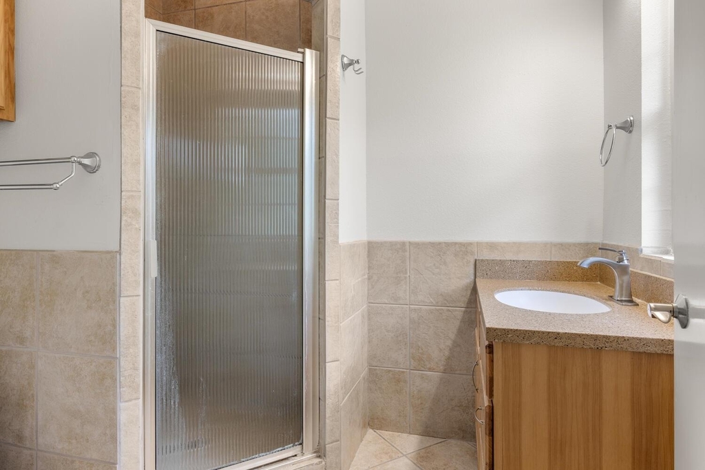 1100 Chapparal Dr - Photo 13