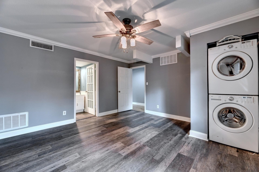 31 Marina Cir - Photo 14