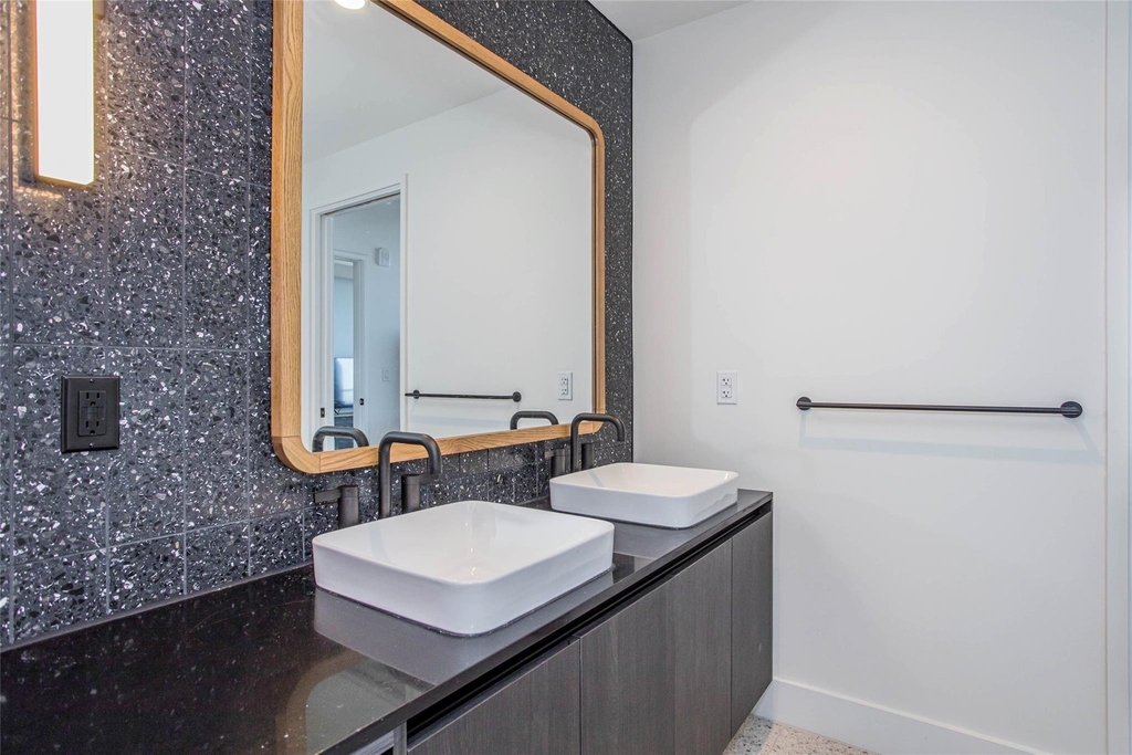 48 East Ave - Photo 13