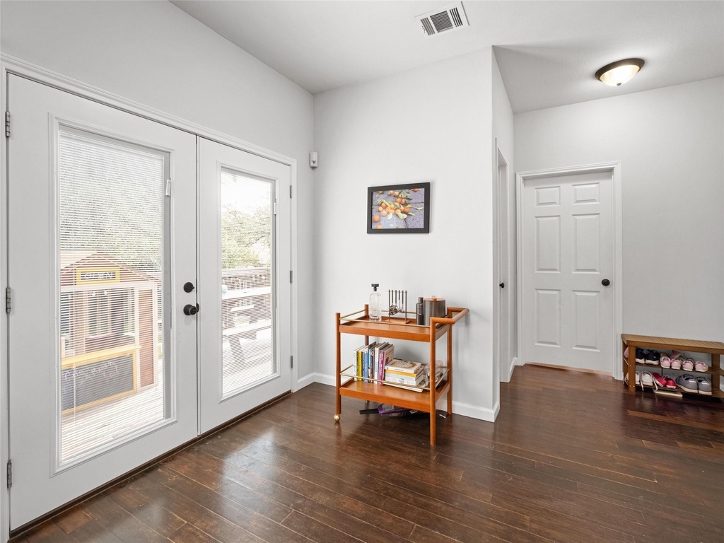 6630 Hillside Terrace Dr - Photo 6