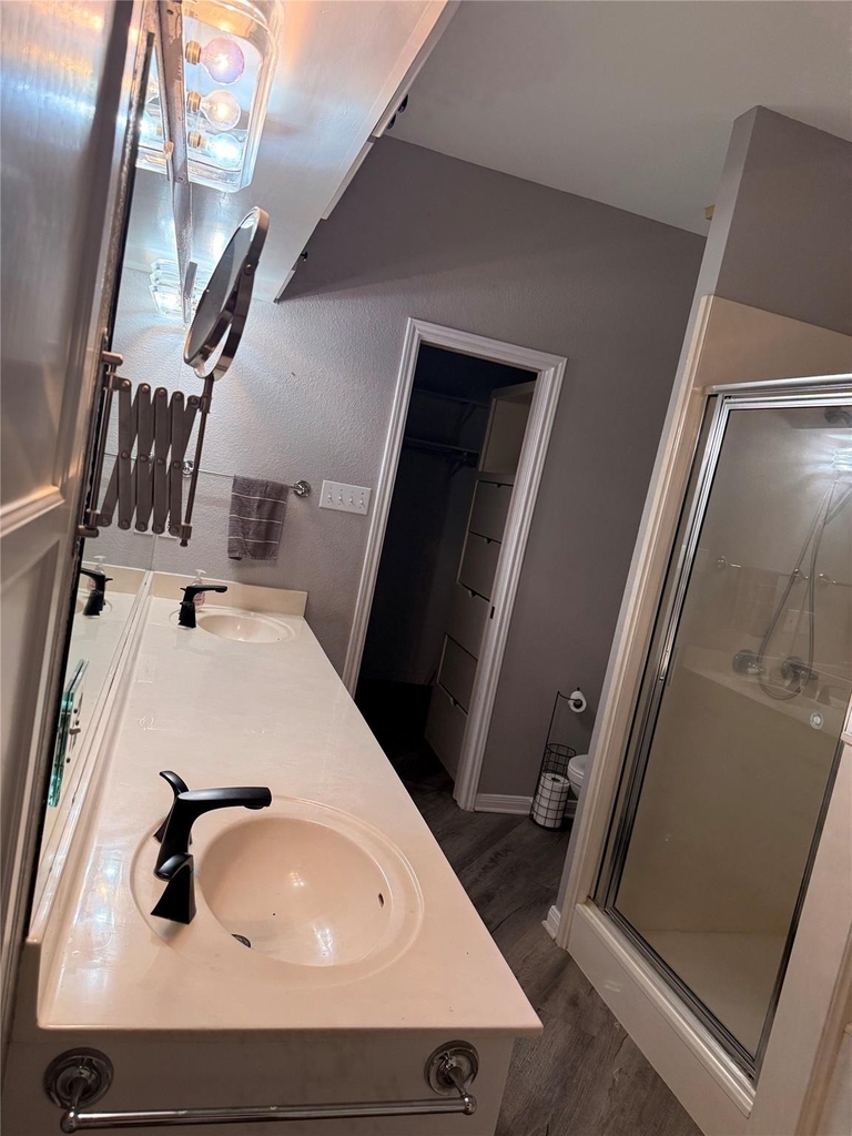 5600 Fm 1466 - Photo 11