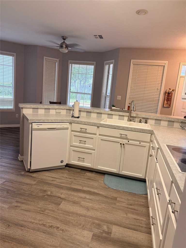 5600 Fm 1466 - Photo 14