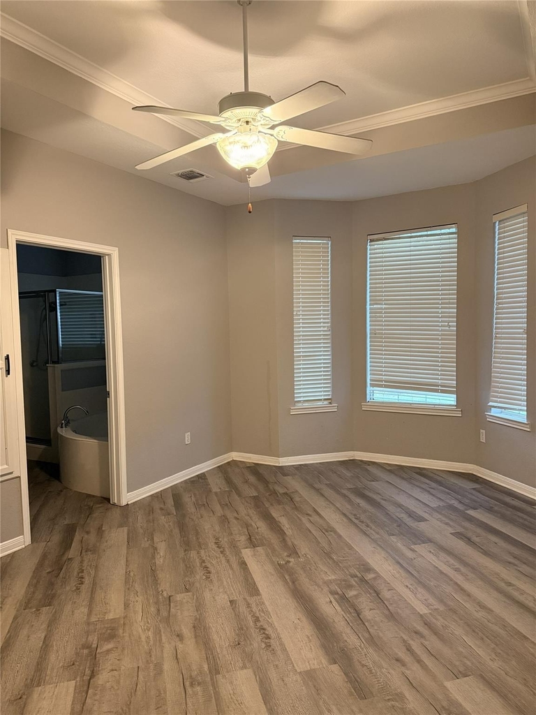 5600 Fm 1466 - Photo 29
