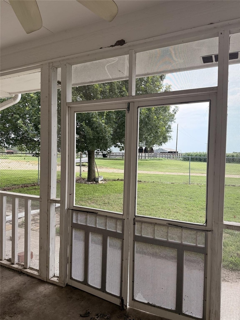 5600 Fm 1466 - Photo 43