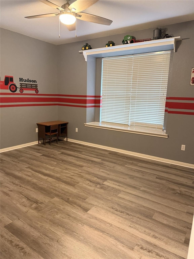5600 Fm 1466 - Photo 37