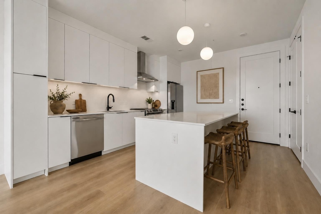 1701 Simond Ave - Photo 3