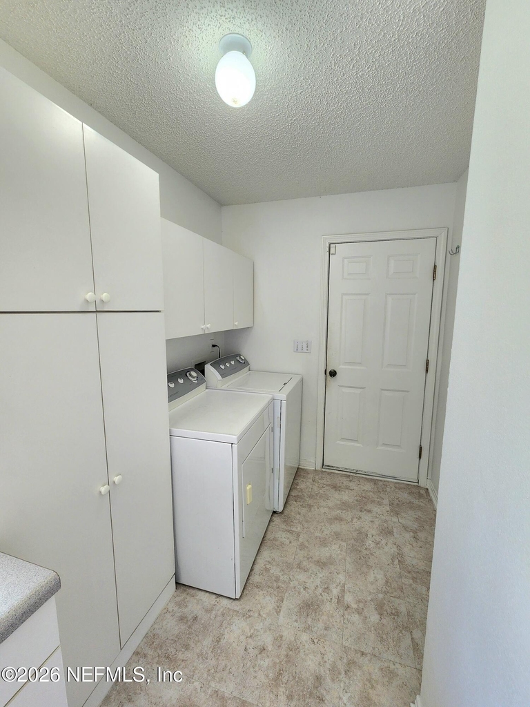 7485 Cliff Cottage Drive - Photo 8