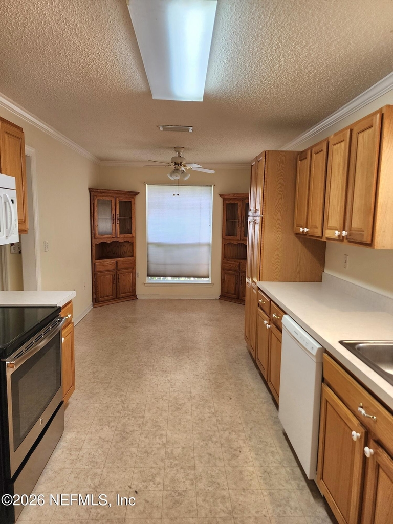 7485 Cliff Cottage Drive - Photo 2