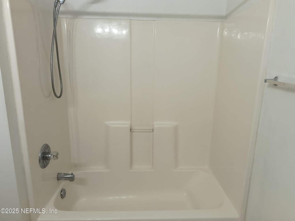6112 Maggies Circle - Photo 9