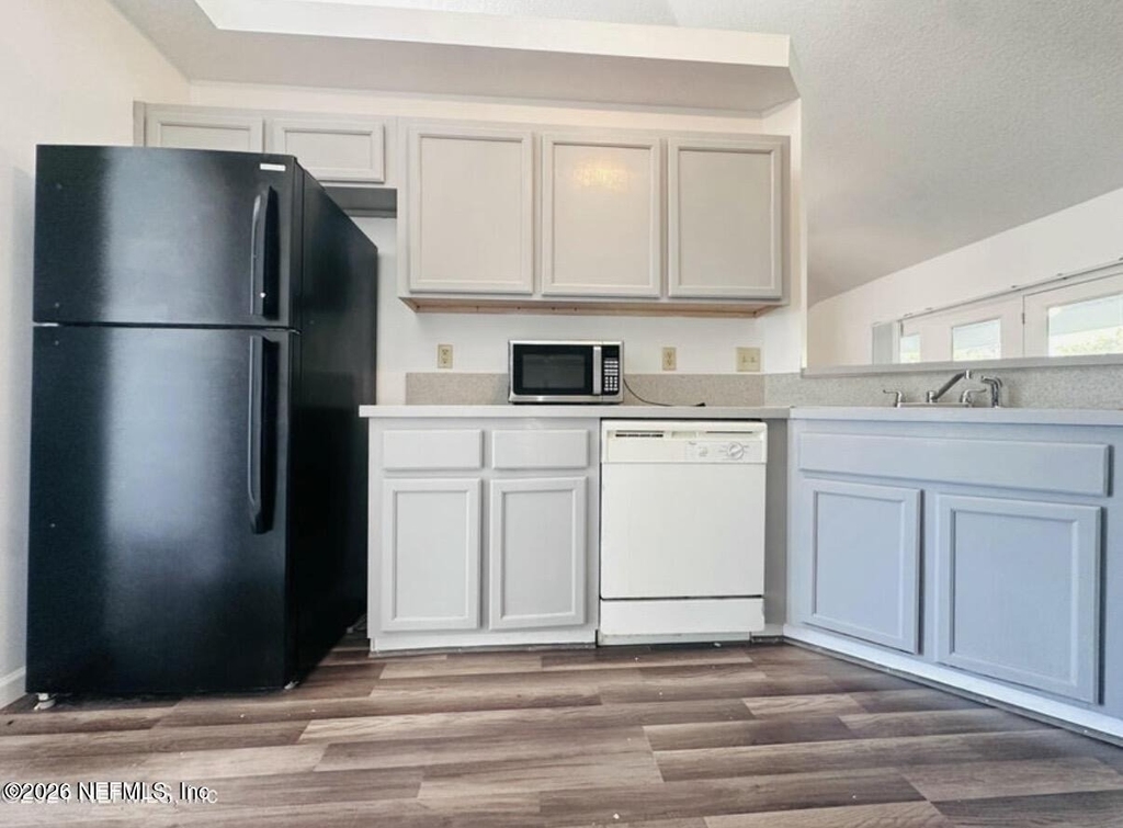 543 Charles Pinckney Street - Photo 6