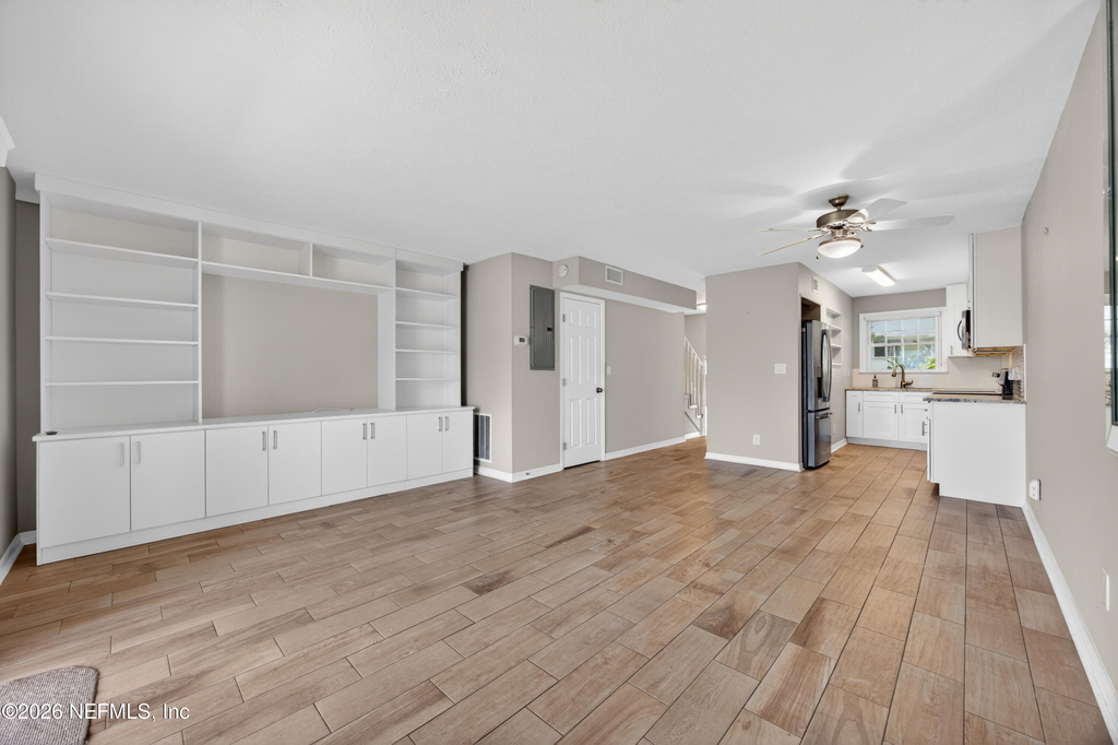 83 Comares Avenue - Photo 5