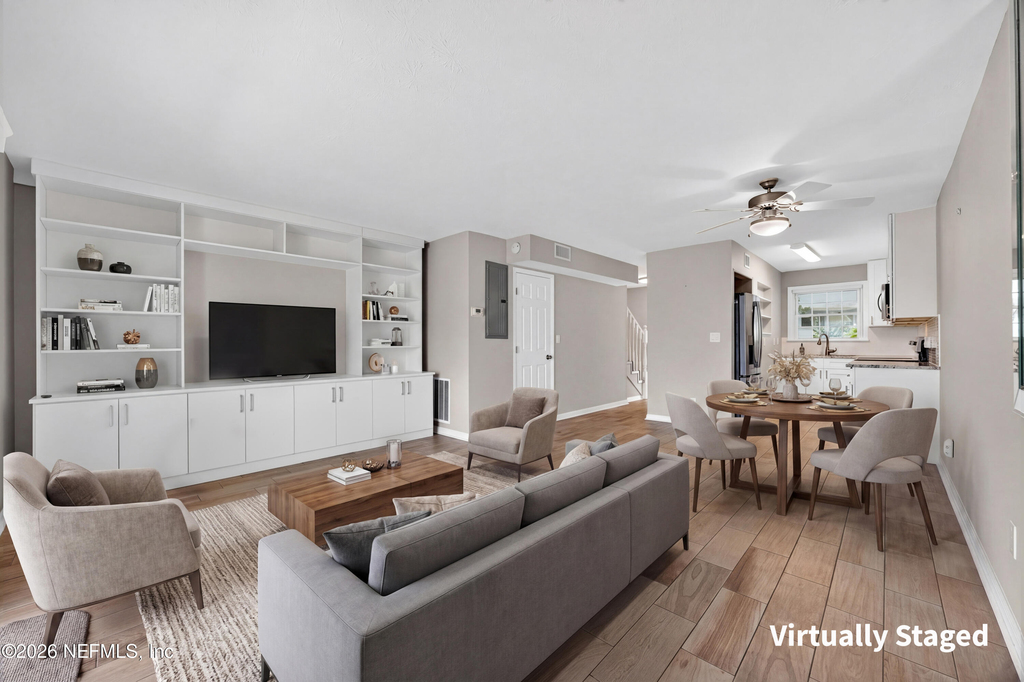 83 Comares Avenue - Photo 0