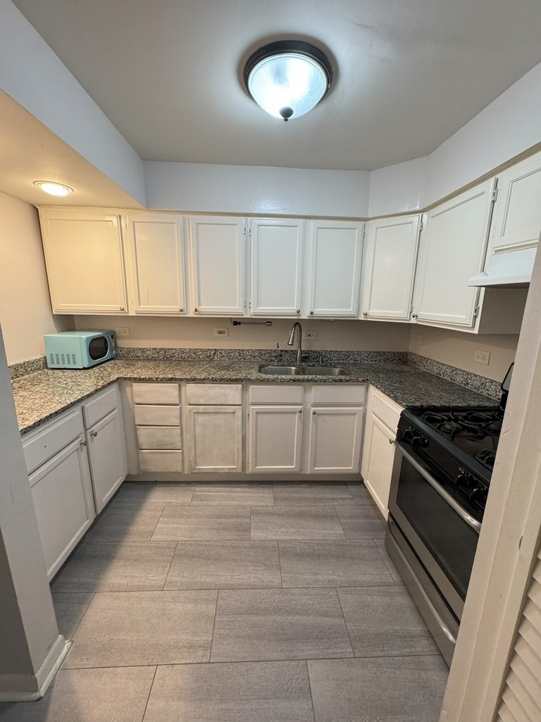 6027 103rd Street - Photo 15