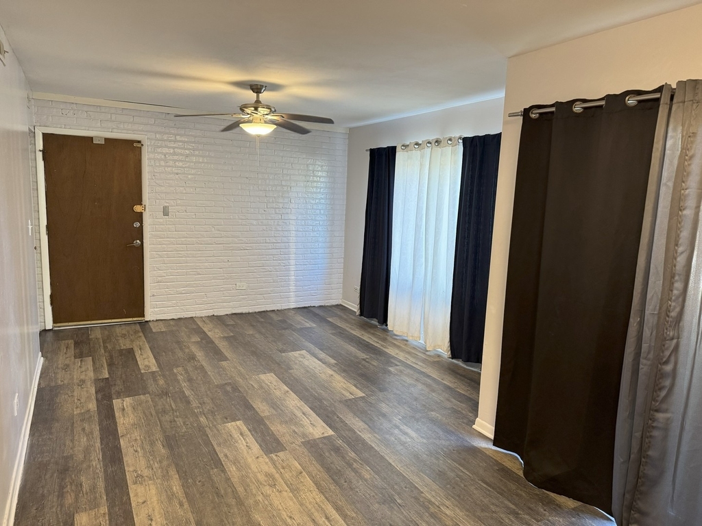 6027 103rd Street - Photo 6