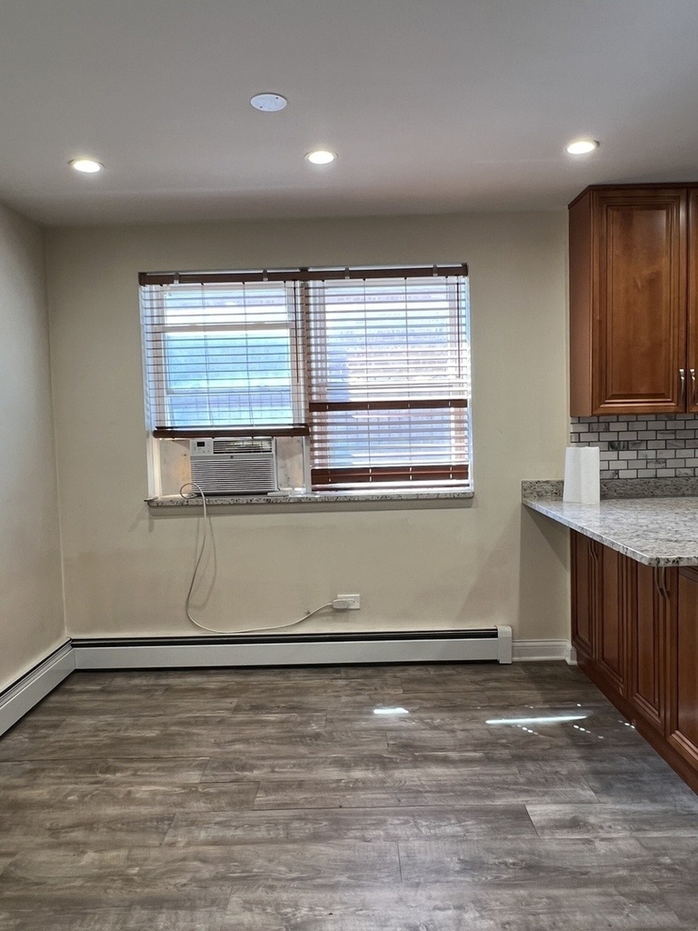 8052 N Oriole Avenue - Photo 10