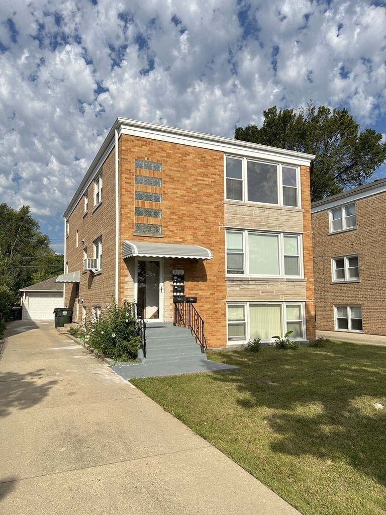 8052 N Oriole Avenue - Photo 15