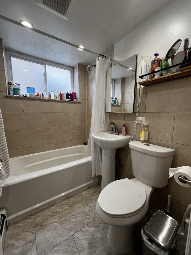 8052 N Oriole Avenue - Photo 8
