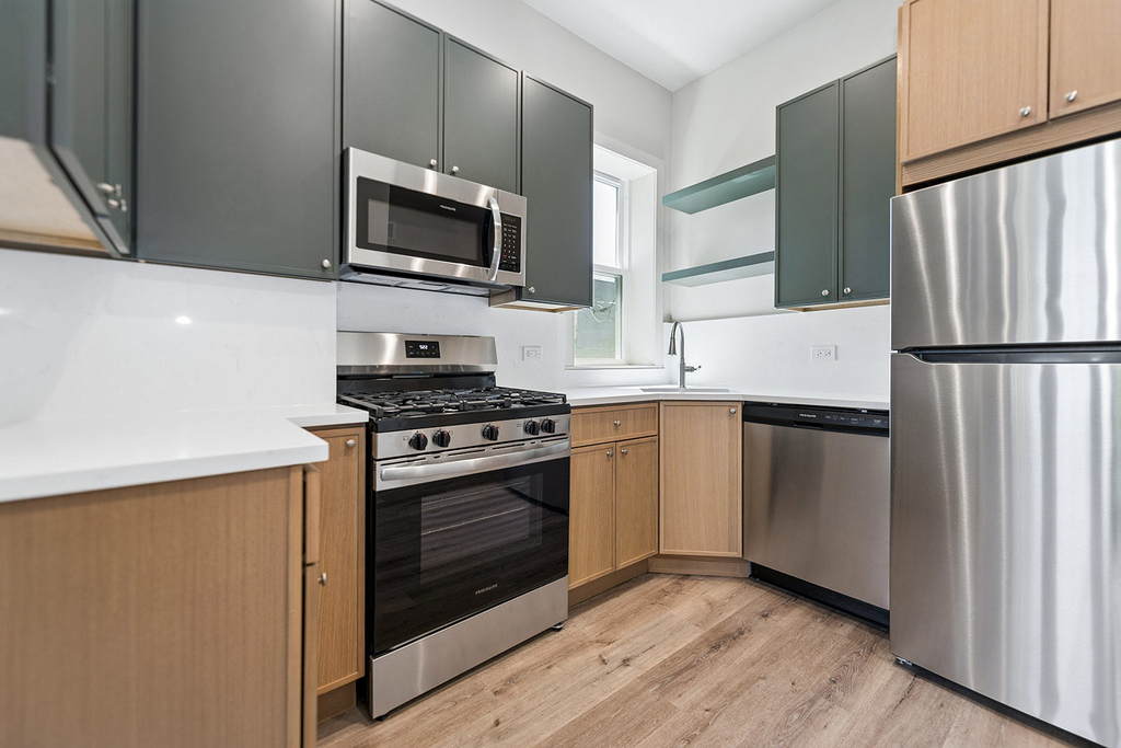 1238 N Artesian Avenue - Photo 12