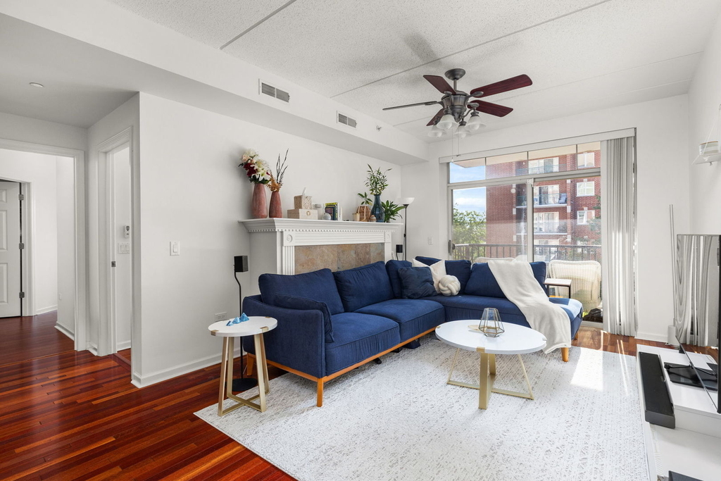 656 Pearson Street - Photo 4