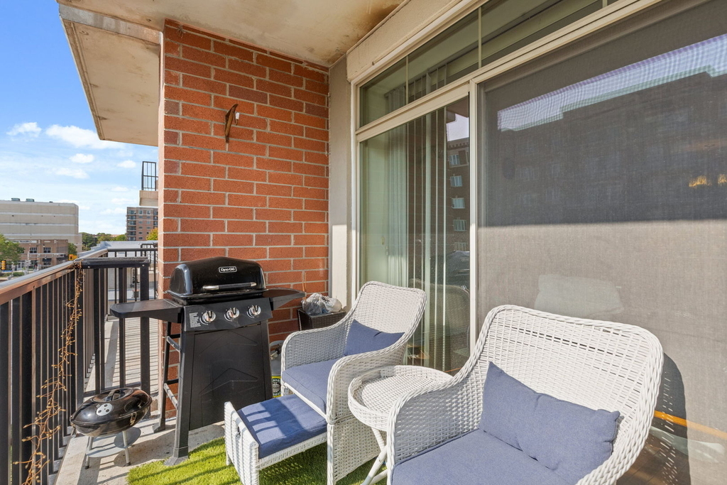 656 Pearson Street - Photo 19