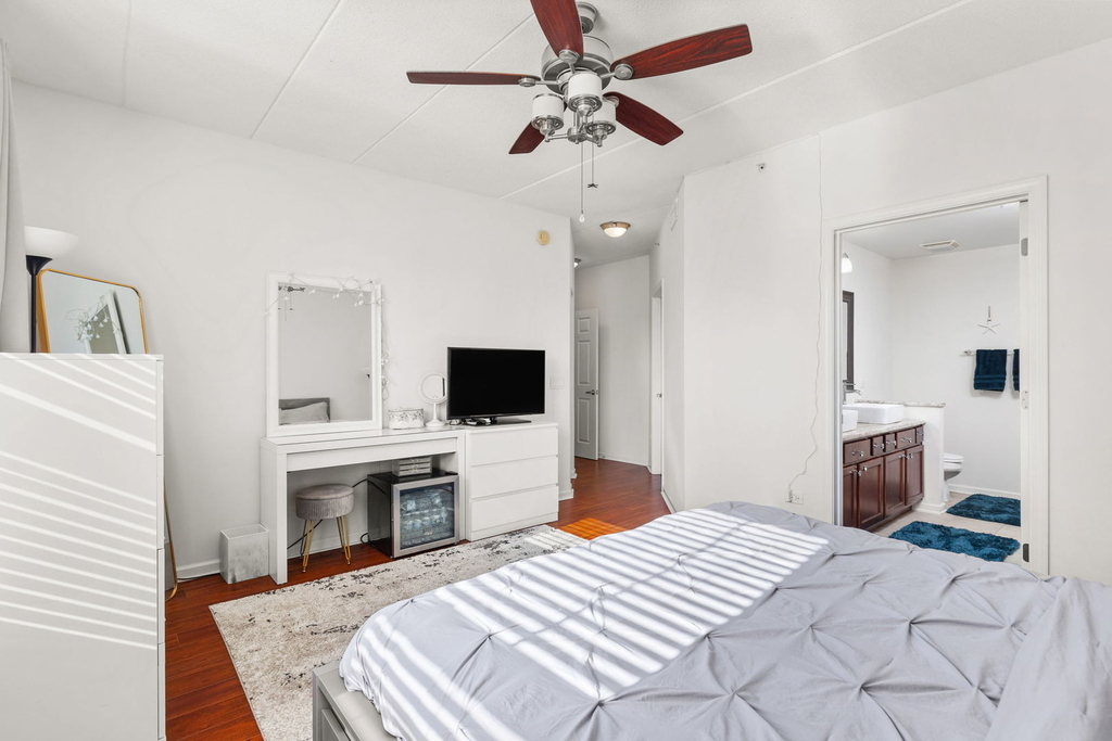 656 Pearson Street - Photo 13