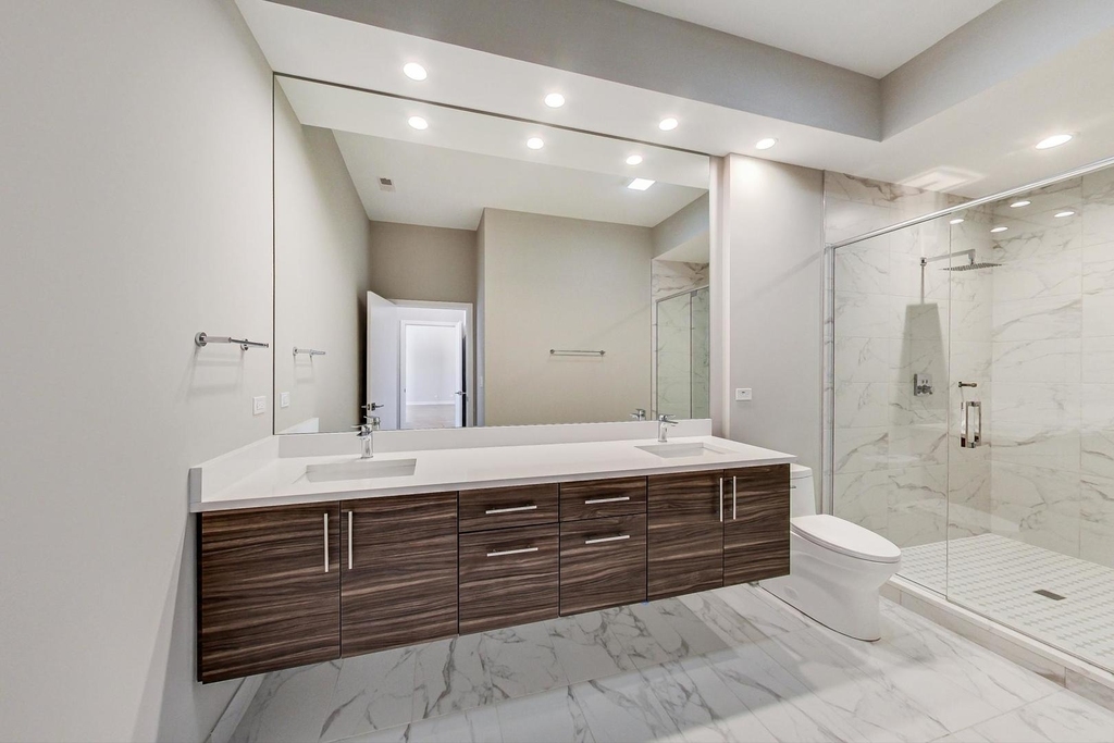 8025 Skokie Boulevard - Photo 7