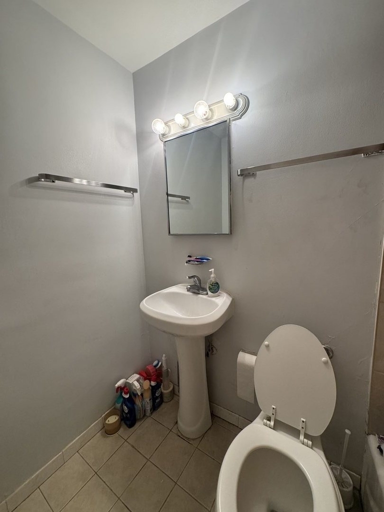 1401 E 55th Street - Photo 9