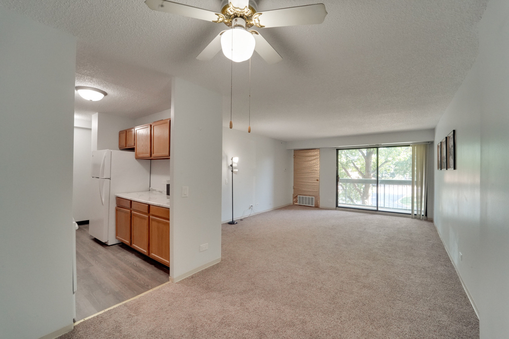 1800 Huntington Boulevard - Photo 5