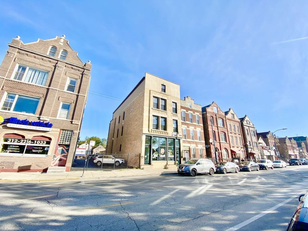 1854 W 18th Street - Photo 0