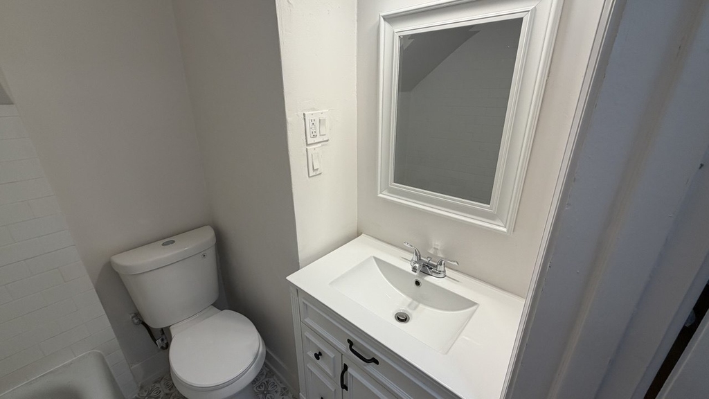 1155 Saint Johns Avenue - Photo 3