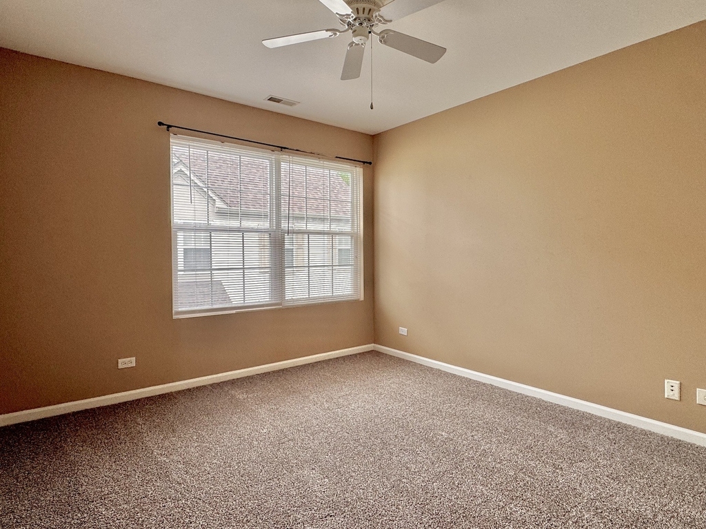2905 Stonewater Drive - Photo 16