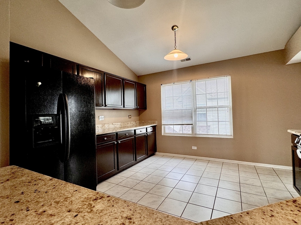 2905 Stonewater Drive - Photo 9