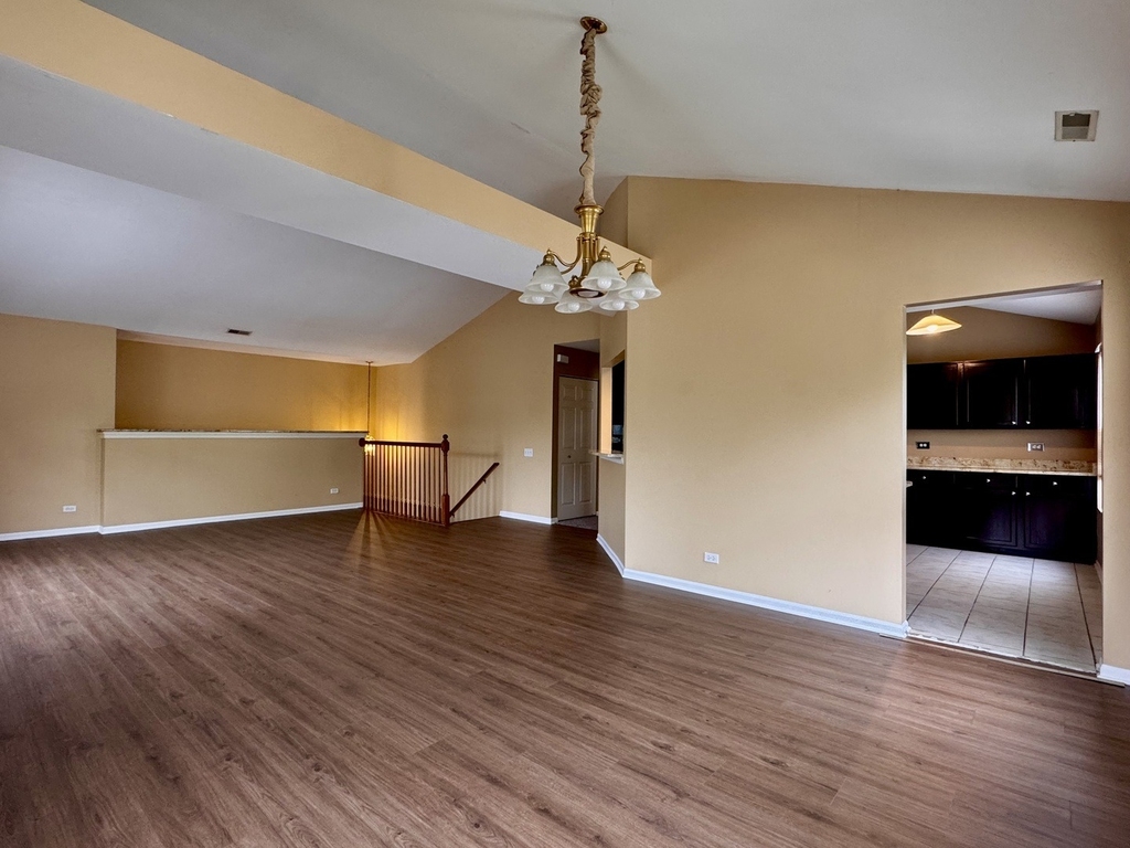 2905 Stonewater Drive - Photo 6