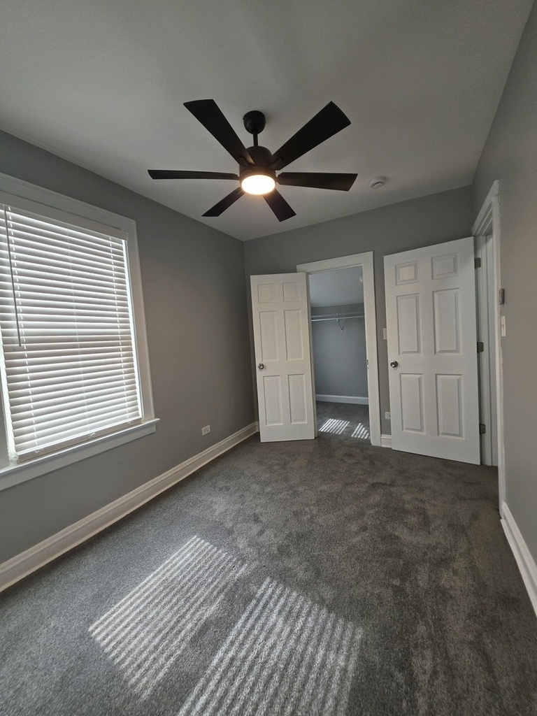12019 S Perry Avenue - Photo 8