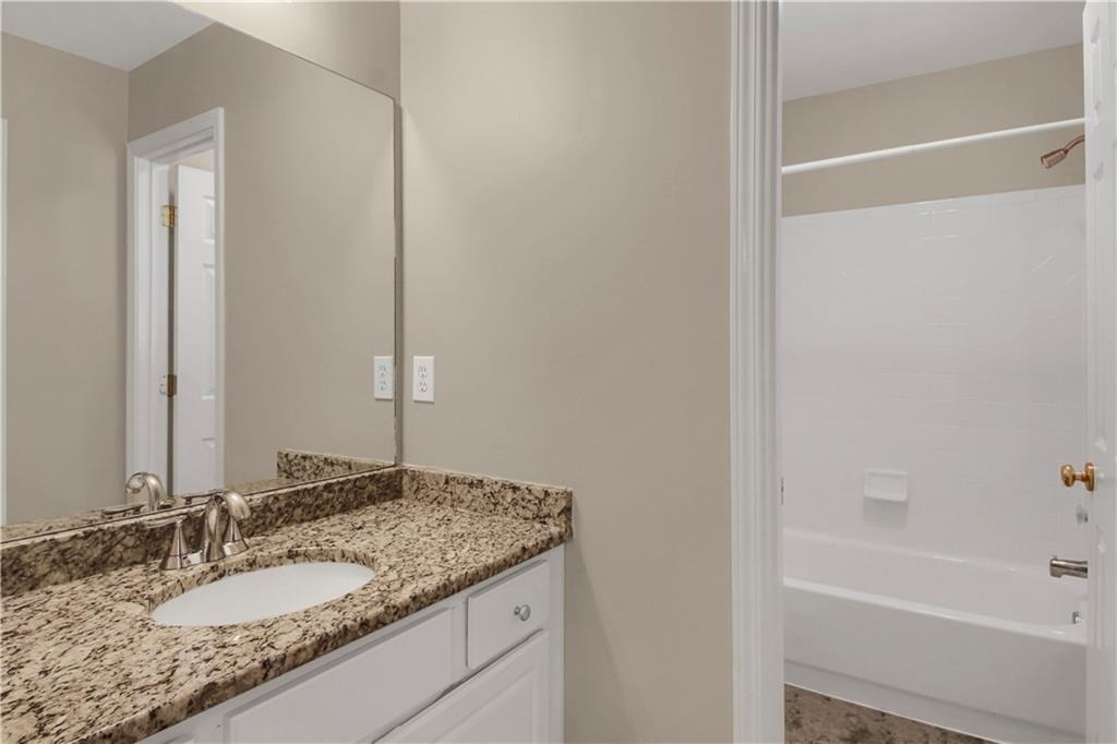 312 Declaire Way Ne - Photo 21