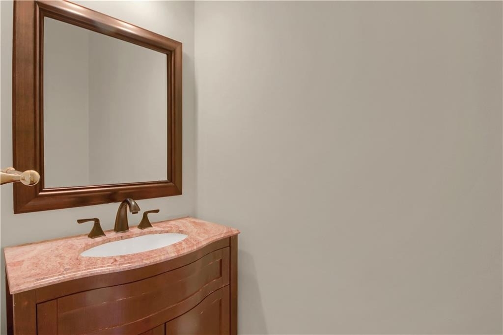 312 Declaire Way Ne - Photo 31