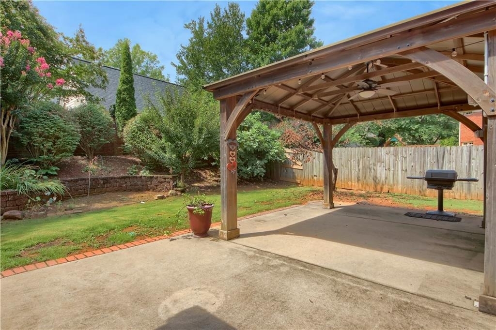 312 Declaire Way Ne - Photo 17